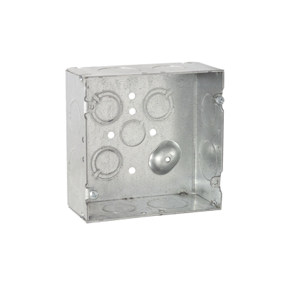 Caja Cuadrada 4 11/16″ x 4 11/16″/ Profundidad 2- 1/8″/ 4 Entradas 1″, 4 Entradas 3/4″, 1 Entrada 1/2″ y 3 TKO (1/2″-3/4″).