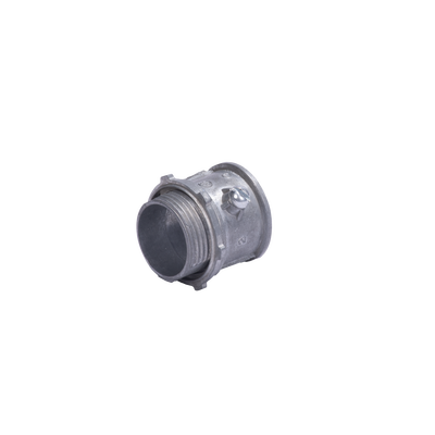 Conector 1 1/2″ (38mm) pared delgada con tornillo galvanizado etiqueta verde