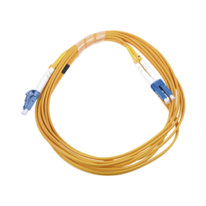 Jumper de Fibra Óptica Monomodo 9/125 LC/UPC-LC/UPC, PVC, 2.0 mm, Dúplex, Amarillo, 3 Metros (9.84 Pies)