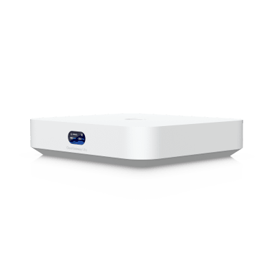 UCG Ultra Cloud Gateway Compacto con Soporte para hasta 30+ Dispositivos UniFi, 300+ Clientes, Enrutamiento IDS/IPS de 1 Gbps y Balanceo Multi-WAN