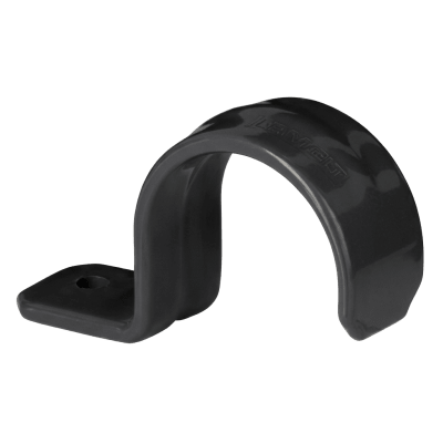Abrazadera tipo uña de acero galvanizado para tubo de 1/2″ con recubrimiento de PVC.
