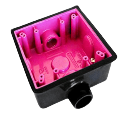 Caja Cuadrada de 3/4″ / Con Recubrimiento exterior de PVC e Interior Purpura.