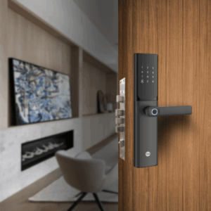 Cerradura Digital JULIUS / Sensor de Huella con Inteligencia Artificial / Registro de 100 Huellas y 100 Códigos / Bloqueo Automático / Modo Niños / IP54 / Incluye 2 Llaves de Alta Seguridad y 4 Tarjetas MIFARE