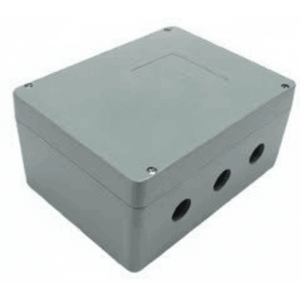 Caja de Unión de Aluminio con 3 salidas de 7/8″ / 3 Orificios en la parte inferior.